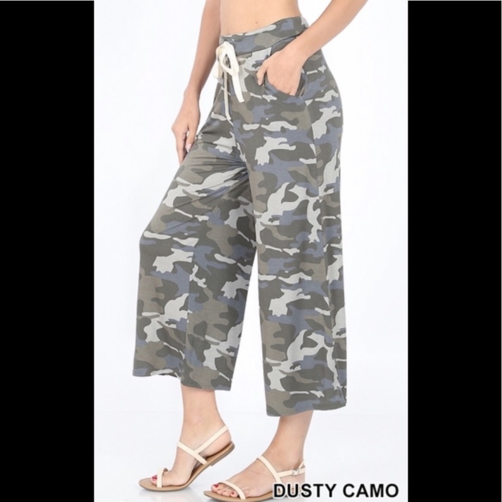 ⭐️Best Pants⭐️ Softest Comfy Camo Pants S & L left - Picture 3 of 5